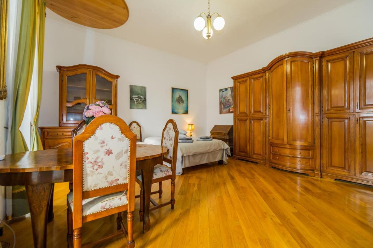 Kronhaus Braszów Zewnętrze zdjęcie